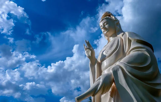 Guan Yin: The Living Teacher Beyond the Page
