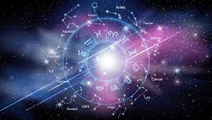 How I Combine Hellenistic Astrology, Tarot & Crystals in My Personal Practice