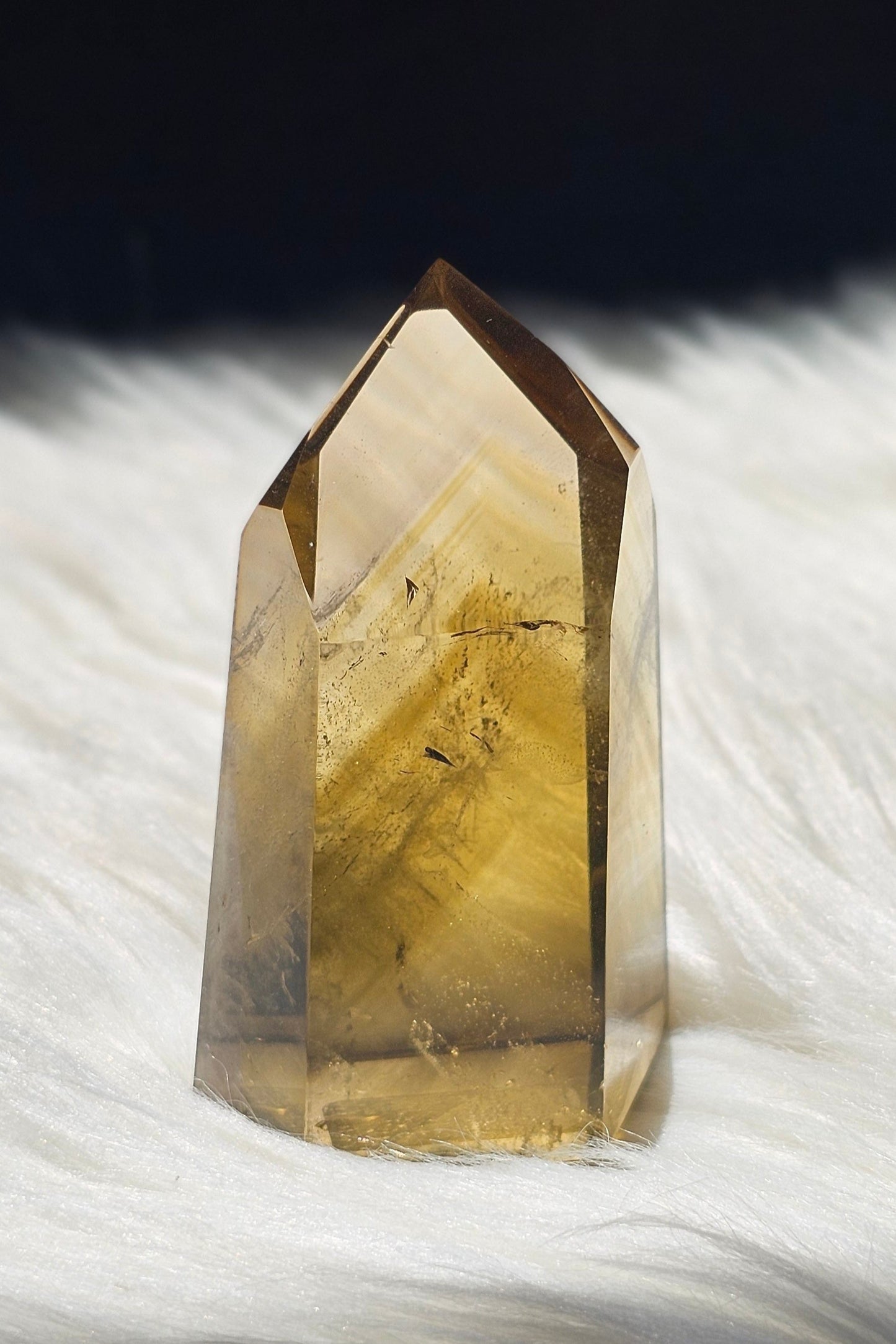 Citrine Tower with Phantom Mountain Lines