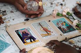 You Don’t Need to Be Psychic to Read Tarot. You Just Need to Listen