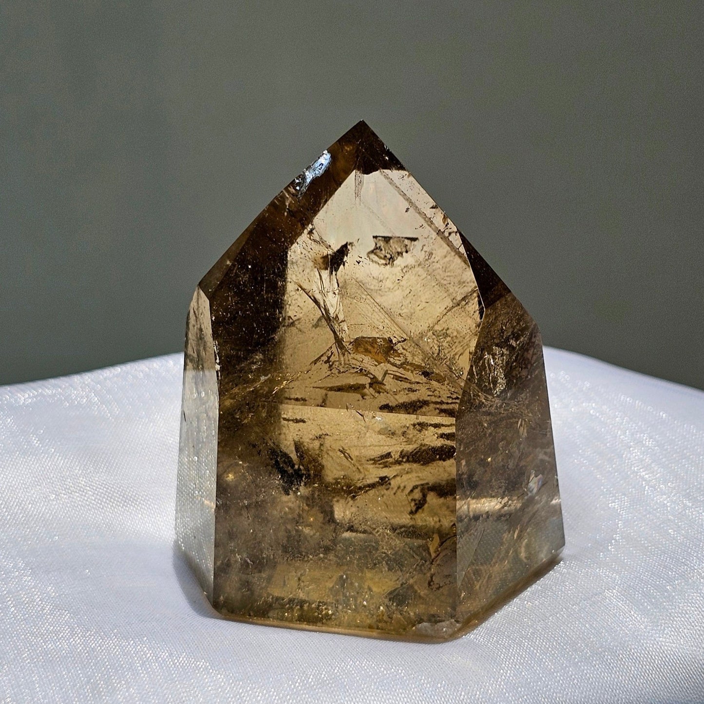 Citrine Tower with Phantom Mountain Lines