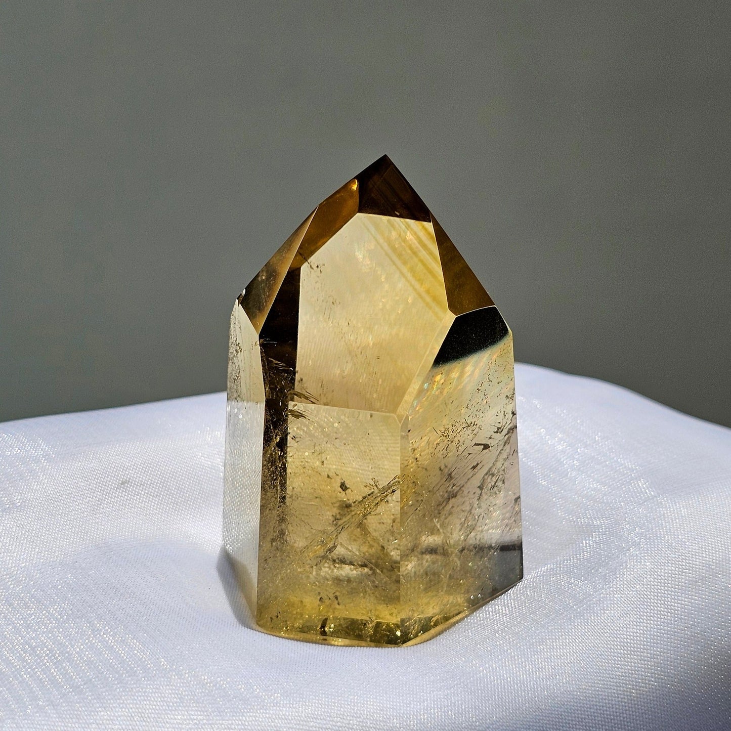 Citrine Tower with Phantom Mountain Lines