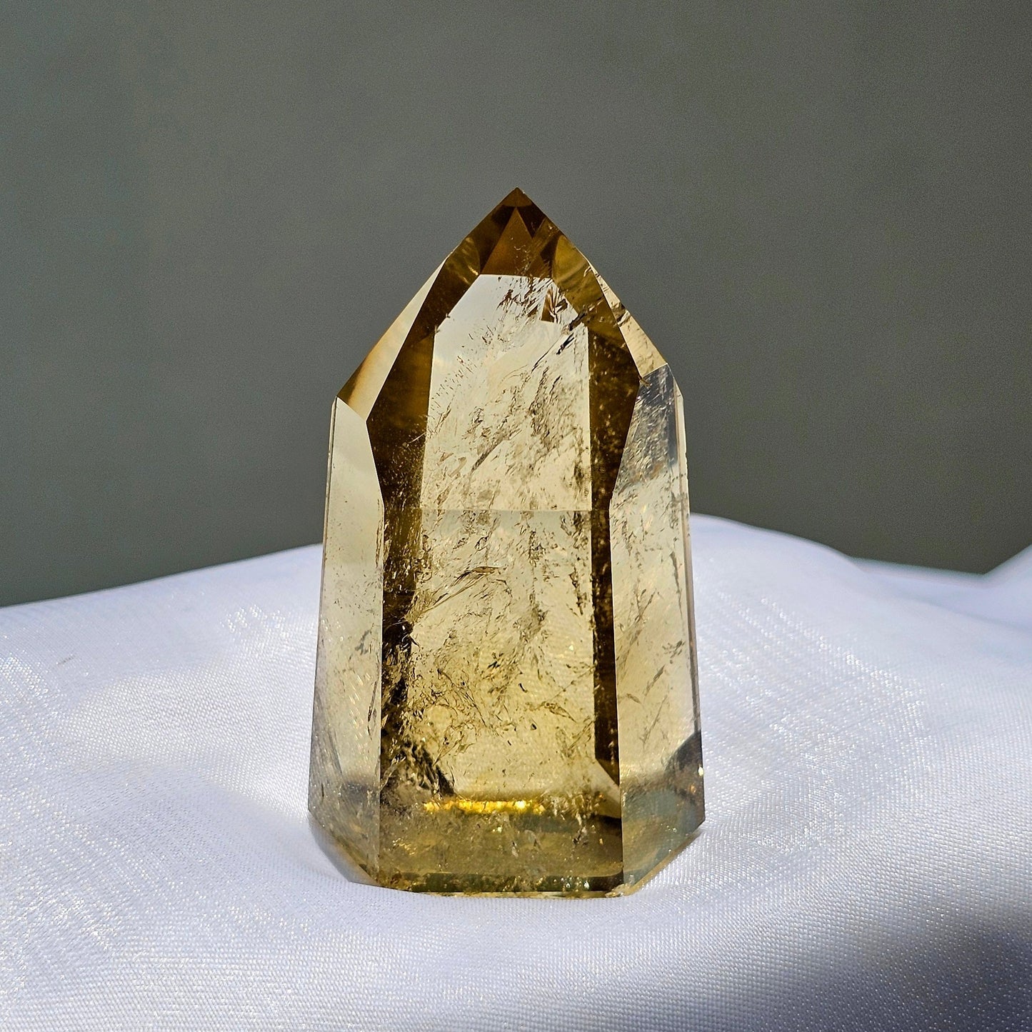 Citrine Tower with Phantom Mountain Lines