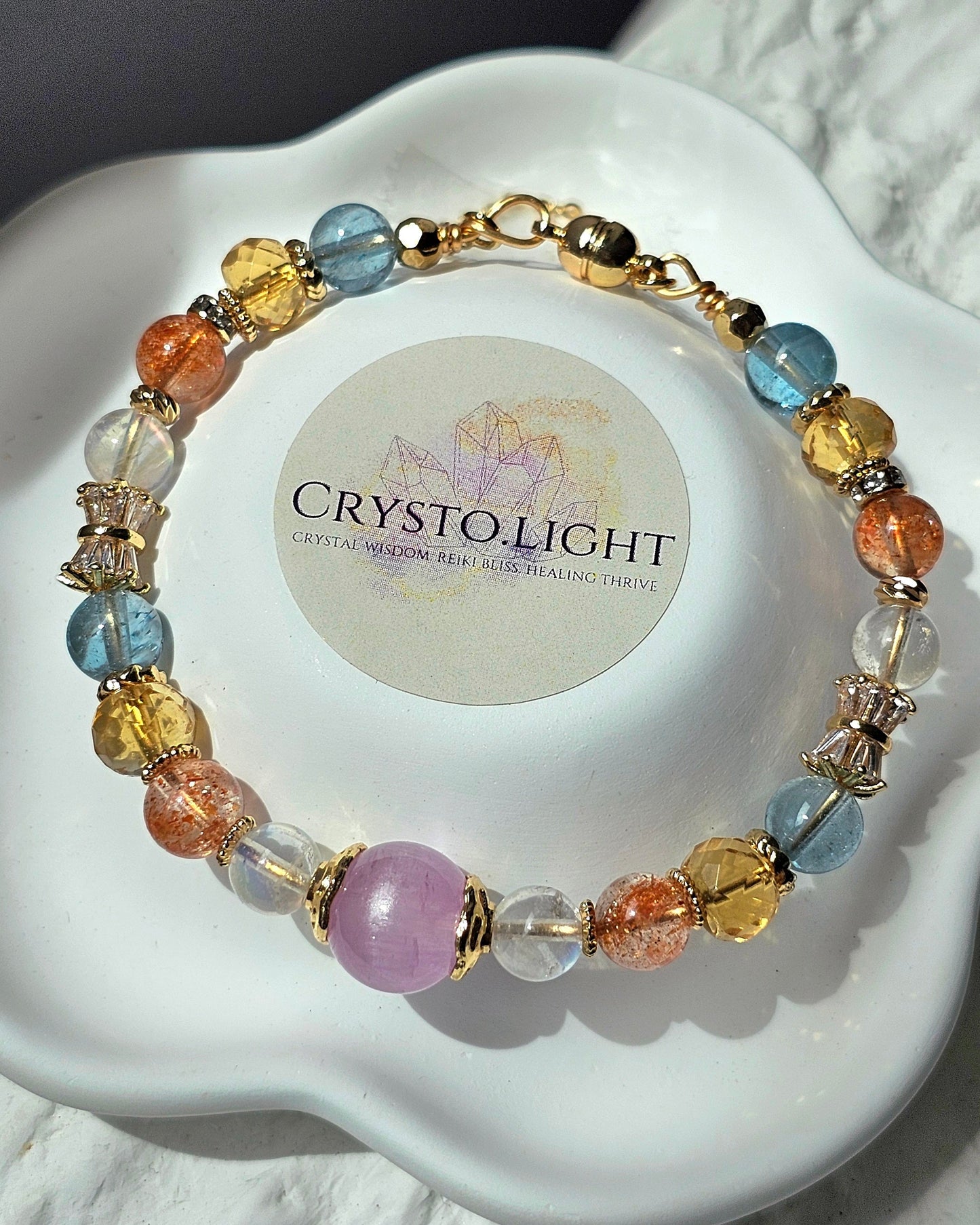 The Muse | Tarot Parallel: The World