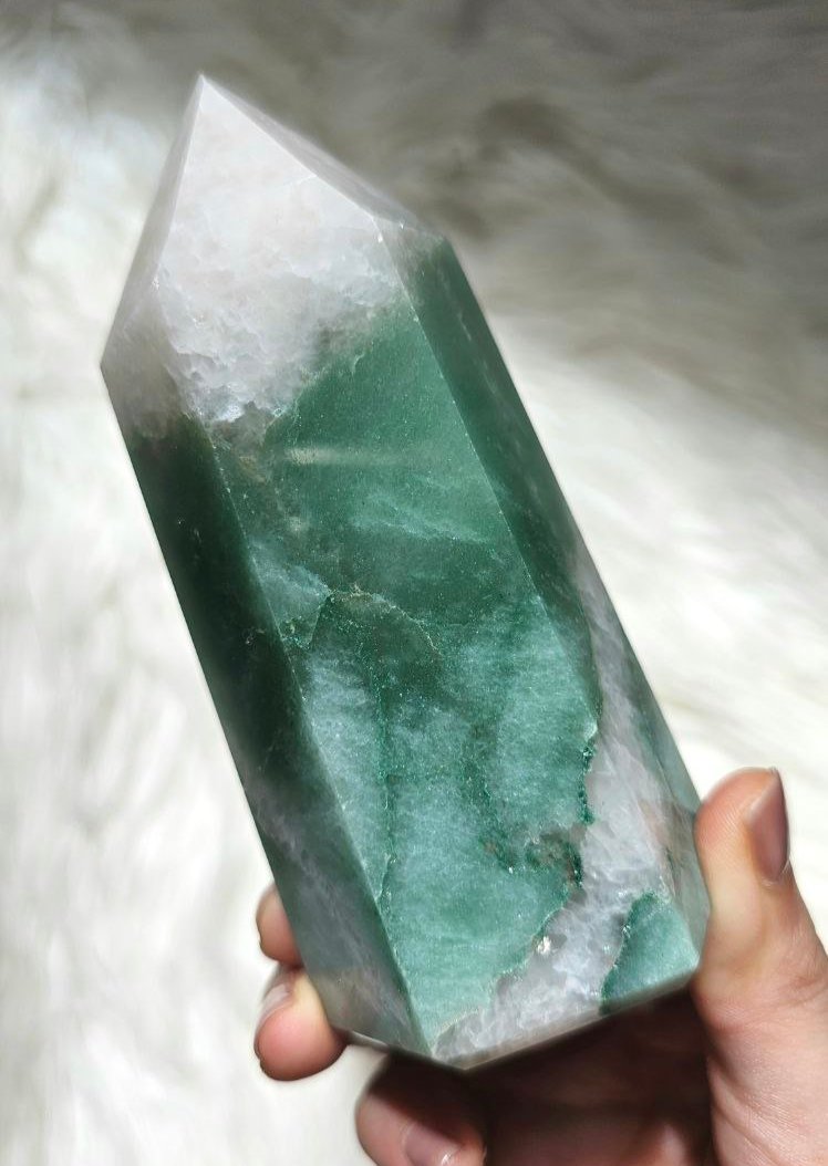 Green Aventurine with Quartz
